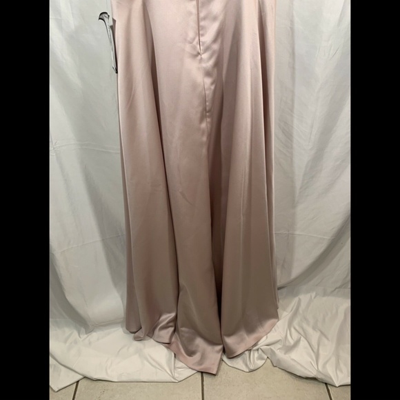 NWT $259 Xscape Off the Shoulder Satin Gown in Beige Pink [SZ‎ 14 ] - Picture 11 of 12